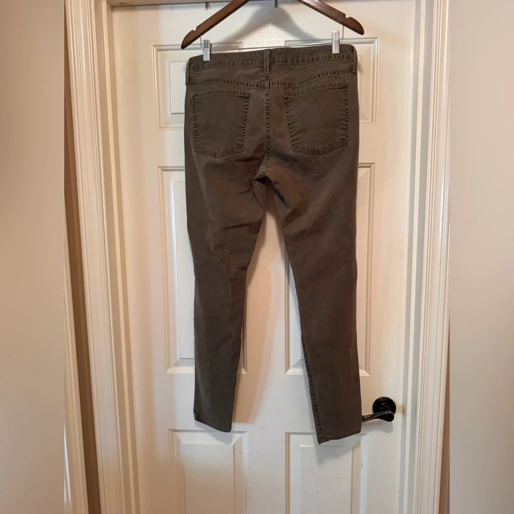Vince Faded Olive Green Cropped Skinny Jeans
